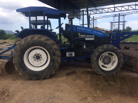 ขายรถไถ Ford TS90 เกียร์กลาง ปี 2002