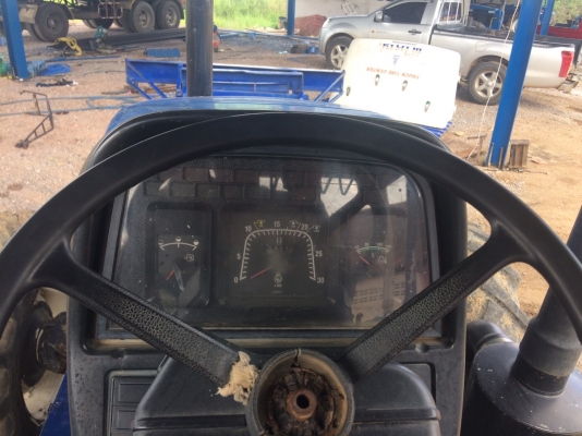 ขายรถไถ Ford TS90 เกียร์กลาง ปี 2002