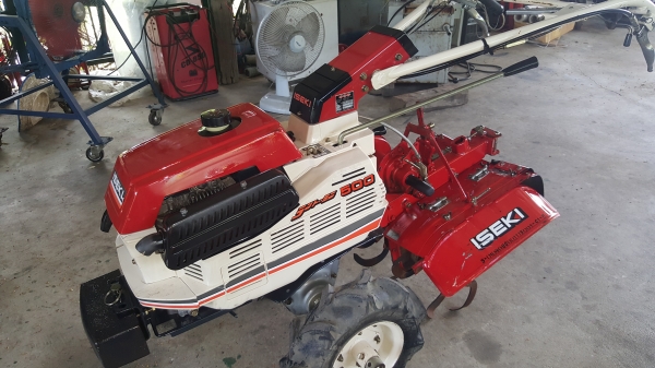 รถพรวนดินสาดออกข้าง ยกร่อง ใบตีดินเต็ม พร้อมใช้งาน