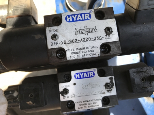 ขายปั้มน้ำมันไฮโดรลิค 2HP. 380V พร้อมวาล์วคอนโทรล อุปกรณ์ครบ พร้อมใช้งาน