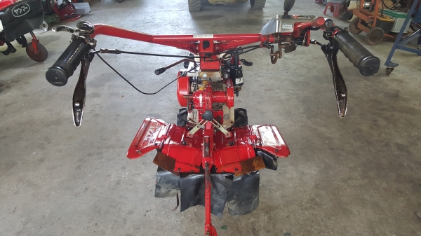 รถพรวนดินสาดออกข้าง ยกร่อง ใบตีดินสวยๆๆพร้อมใช้งาน