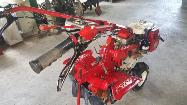 รถพรวนดินสาดออกข้าง ยกร่อง ใบตีดินสวยๆๆพร้อมใช้งาน