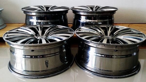 แม็กเก๋ง ขอบ17 4รู100 กว้าง7.5 et42