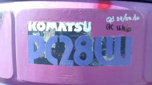 โคมัตสุ 35 UU เก่านอก ราคา 220,000 บาท รถภาคกลาง โคมัตสุ 35 UU เก่านอก ราคา 220,000 บาท รถภาคกลาง