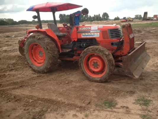 KUBOTA M5000