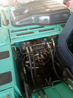 ขาย 1,850,000 KOBELCO sk 140-8 super X เครื่องดี ปั้มแรง เอวแน่น ช่วงล่างเต็ม เอกสารแจ้งจำหน่าย รถอยู่ บุรีรัมย์ 090-772-3710 090-772-3708