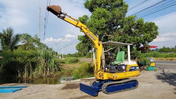 ขายด่วนรถแบคโฮKOMATSUโคมัสซูรุ่นยอดนิยมสวยๆPC20-6เครื่องโคมัสซู3D84เครื่องดีปั่มแรงรถนอกเพิ่งนำเข้ามาใหม่ยังไม่เคยใช้งานในเมืองไทยเลย