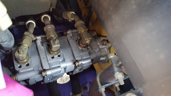 ขายด่วนรถแบคโฮKOMATSUโคมัสซูรุ่นยอดนิยมสวยๆPC28U-2ไฟฟ้าครบเครื่องโคมัสซู3D84เครื่องดีคอลโทลน้ำมันสั่นปั่มแรงรถนอกเพิ่งนำเข้ามาใหม่ยังไม่เคยใช้งานในเมืองไทยเลย