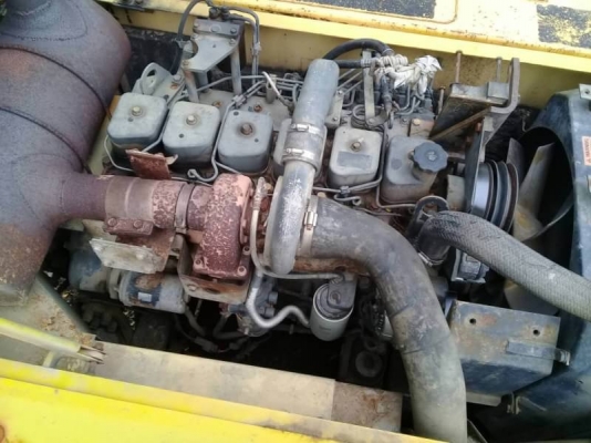 ขาย 595,000 บาท KOMATSU PC200-6 เครื่องดี ปั้มแรง โช่หนา เอวแน่น เอกสารเล่มทะเบียน รถอยู่ จ.ภูเก็ต โ