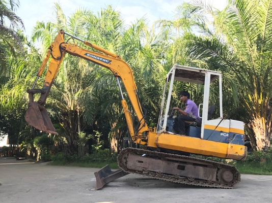 KOMATSU PC40-6 คอนโทลดี ปั้มแรง แน่นๆ สวยเดิมจากญี่ปุ่น100\% ทำงานสมบูรณ์ทุกระบบ รับรองไม่ผิดหวัง 285,000 เท่านั้น!!
