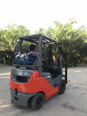 ขายFORKLIFT TOTOTA รุ่น8FG15รุ่นใหม่ล่าสุด เสา3เมตร(1.5ตัน) สวยเดิมจากญี่ปุ่น ยังไม่เคยใช้ในไทย 195,000เท่านั้น!!