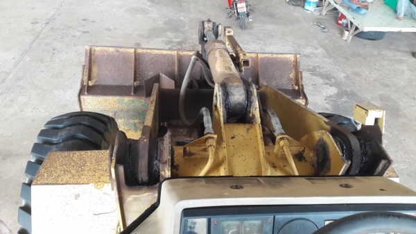 ขายด่วน  รถตักล้อยาง CAT  918F  สภาพดี พร้อมใช้งาน  เอกสารพร้อม
