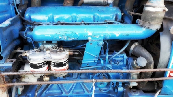 Ford6610 เสื้อลาย ปั้มเหลี่ยม ไอดีกลม หาง3 ใบดัน เล่มพร้อมโอน