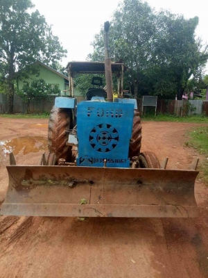 Ford6610 เสื้อลาย ปั้มเหลี่ยม ไอดีกลม หาง3 ใบดัน เล่มพร้อมโอน