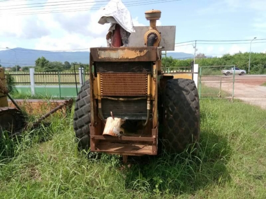 รถเกรด รถบด รถแทรกเตอร์