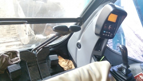 รถแบคโฮ KOBELCO SK200 M8 SUPER