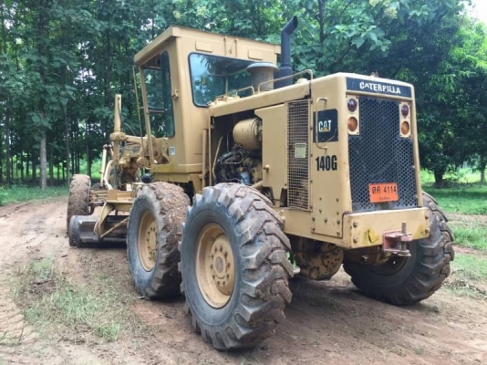 ขาย 1,890,000 CAT 140 G 72 V S/N 9423 เครื่องดีหัวฉีดไดเร็ค เกียร์แรง หัวเก๋ง เอวอ่อน ยางดี รถอยู่ ชลบุรี 090-772-3710 090-772-3708