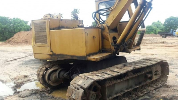 ขาย 175,000  SUMITOMO  2500 EJ  เครื่องดี  ปั้มแรง เอวแน่น  ช่วงล่างดี รถใช้งานได้ครับ เหมาะกับงานก่อสร้าง ตักดินใส่ดั้มหกล้อ   รถอยู่ ร้อยเอ็ด 090-772-3710 090-772-3708