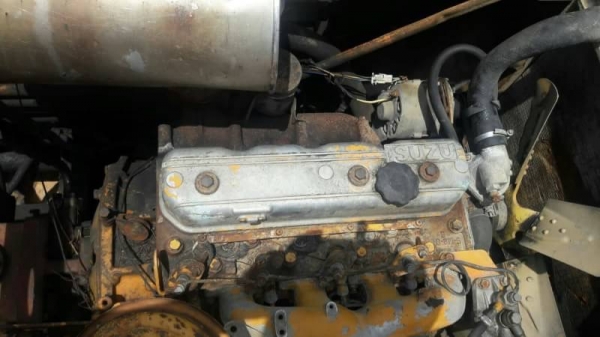 ขาย 175,000  SUMITOMO  2500 EJ  เครื่องดี  ปั้มแรง เอวแน่น  ช่วงล่างดี รถใช้งานได้ครับ เหมาะกับงานก่อสร้าง ตักดินใส่ดั้มหกล้อ   รถอยู่ ร้อยเอ็ด 090-772-3710 090-772-3708