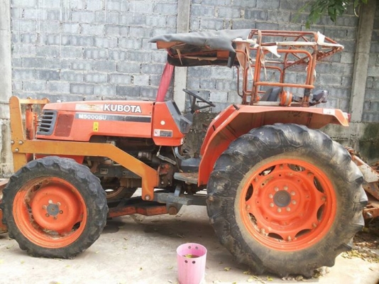 ขายตามสภาพ รถไถคูโบต้า M 5000 มีเล่ม เครื่องดี มีผาลหลัง ขายตามสภาพ รถไถคูโบต้า M 5000 มีเล่ม เครื่องดี มีผาลหลัง