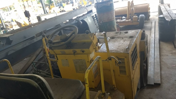 TACOM TC40Sรถบดขนาดเล็ก เก่าไทย TACOM TC40Sรถบดขนาดเล็ก เก่าไทย