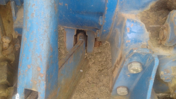 ฟร์อด 6600 เสื้อลาย