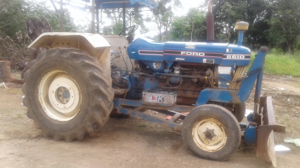 ฟร์อด 6600 เสื้อลาย