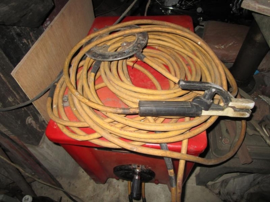 ตู้เชื่อม 300A แบบขดลวด มือ2สภาพตามรูป