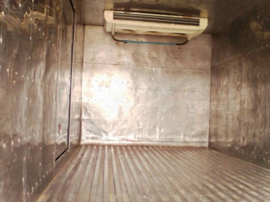 6ล้ออีซูซุตู้เปียก