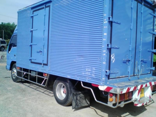 6ล้ออีซูซุตู้เปียก