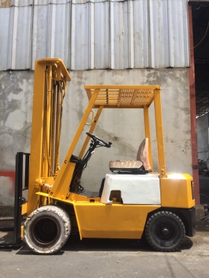 ขายด่วนน!! โคตรถูกก!! KOMATSU รุ่น 14 FD15 เสา 5.5 เมตร เกียร์ Auto