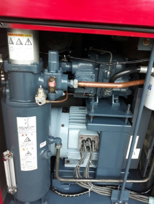 ปั๊มลมแบบสกรู AIRMAN SMS22 เก่าญี่ปุ่น มีdryerในตัว