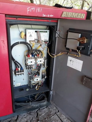 ปั๊มลมแบบสกรู AIRMAN SMS22 เก่าญี่ปุ่น มีdryerในตัว