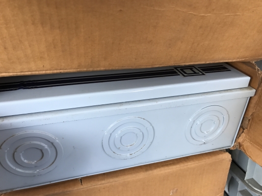 ขายตู้ควบคุมไฟฟ้า Square D ของใหม่ในกล่องไม่เคยใช้งาน มีหลายกล่องครับ