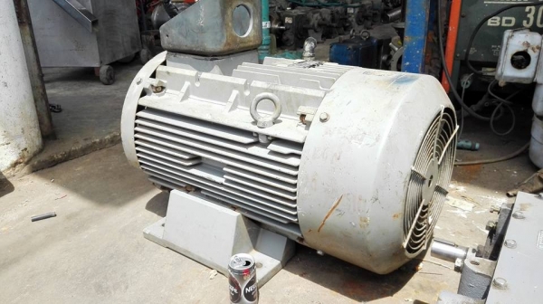 ** SOLD ** มอเตอร์ฮิตาชิรุ่นใหม่ HITACHI 75 HP 1455 RPM 380V เดิมทุกเม็ดพร้อมใช้ ** SOLD ** มอเตอร์ฮิตาชิรุ่นใหม่ HITACHI 75 HP 1455 RPM 380V เดิมทุกเม็ดพร้อมใช้