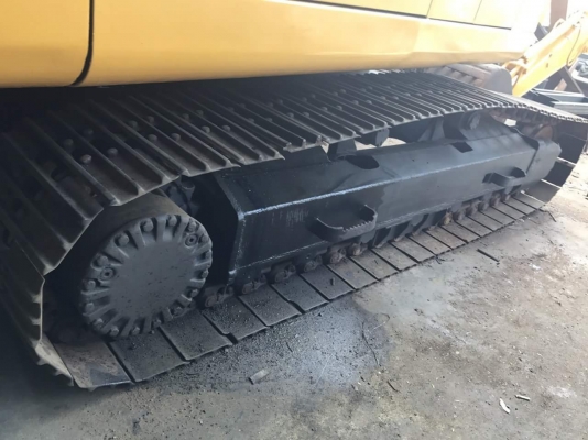 ขายด่วน!! รถแบคโฮCat322 v2 สภาพสวย ใช้งานได้ดี