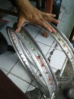 ล้อ DID profressional มือสองเหลือวงเดียว