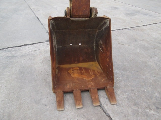 ขายรถขุด Komatsu รุ่น PC120-6EO มือสองนำเข้าจากญี่ปุ่น สภาพสวย ยังไม่เคยใช้งานในไทย ขายรถขุด Komatsu รุ่น PC120-6EO มือสองนำเข้าจากญี่ปุ่น สภาพสวย ยังไม่เคยใช้งานในไทย