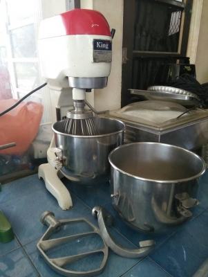 เครื่องตีแป้ง  ความจุ 10 กิโล20ลิตร
