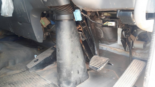 รถอีซูซุ 10 ล้อดั้ม FVZ 300 แรงม้า. ปี 58 , (รถ วิ่ง 6x,xxx กม.) สนใจติดต่อ 081 - 6079515