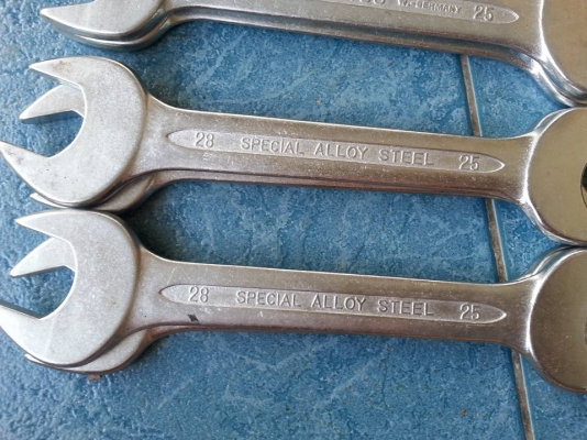 ประแจปากตาย HEYCO made in W - Germany ของใหม่เก่าเก็บ เบอร์ 28/25 ประแจปากตาย HEYCO made in W - Germany ของใหม่เก่าเก็บ เบอร์ 28/25