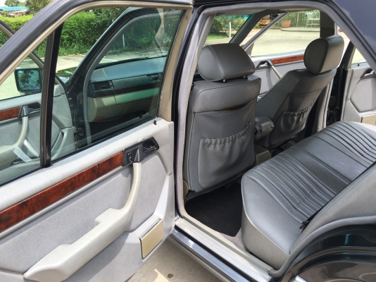 ขาย E200 benz w124 ปี 96