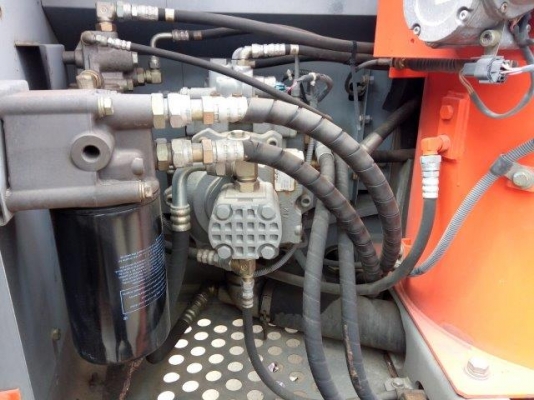 รถปูยาง SUMITOMO HB25W แบบล้อยาง มือสองญี่ปุ่น