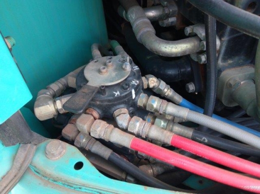 รถปูยาง SUMITOMO HB25W แบบล้อยาง มือสองญี่ปุ่น