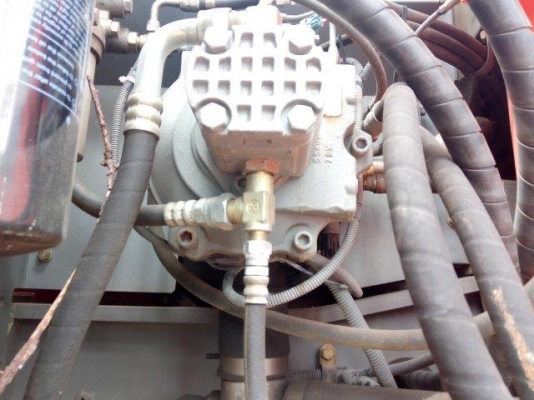 รถปูยาง SUMITOMO HB25W แบบล้อยาง มือสองญี่ปุ่น