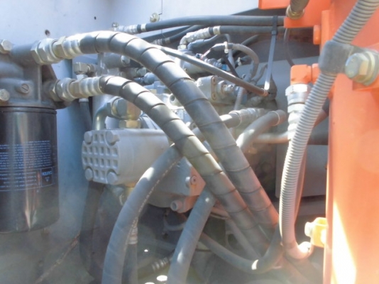 รถปูยาง SUMITOMO HB25W แบบล้อยาง มือสองญี่ปุ่น