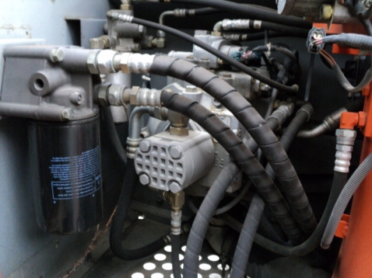 รถปูยาง SUMITOMO HB25W แบบล้อยาง มือสองญี่ปุ่น