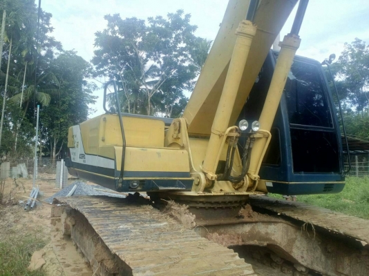 ขายรถแบคโฮ K0BELCO SK200-/// เอกสารอินวอย ระบบไฟเต็ม ราคา 980000 ขายรถแบคโฮ K0BELCO SK200-/// เอกสารอินวอย ระบบไฟเต็ม ราคา 980000