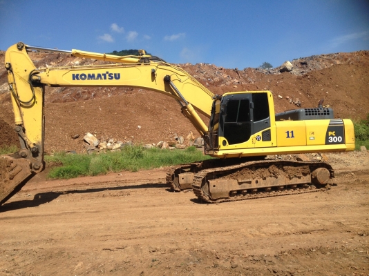 ขายแบคโฮ ขนาด300/350 3คัน