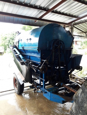 ขายเครื่องนวดข้าวติดรถไถ รุ่นไทเส็งยนต์ 7 ฟุต